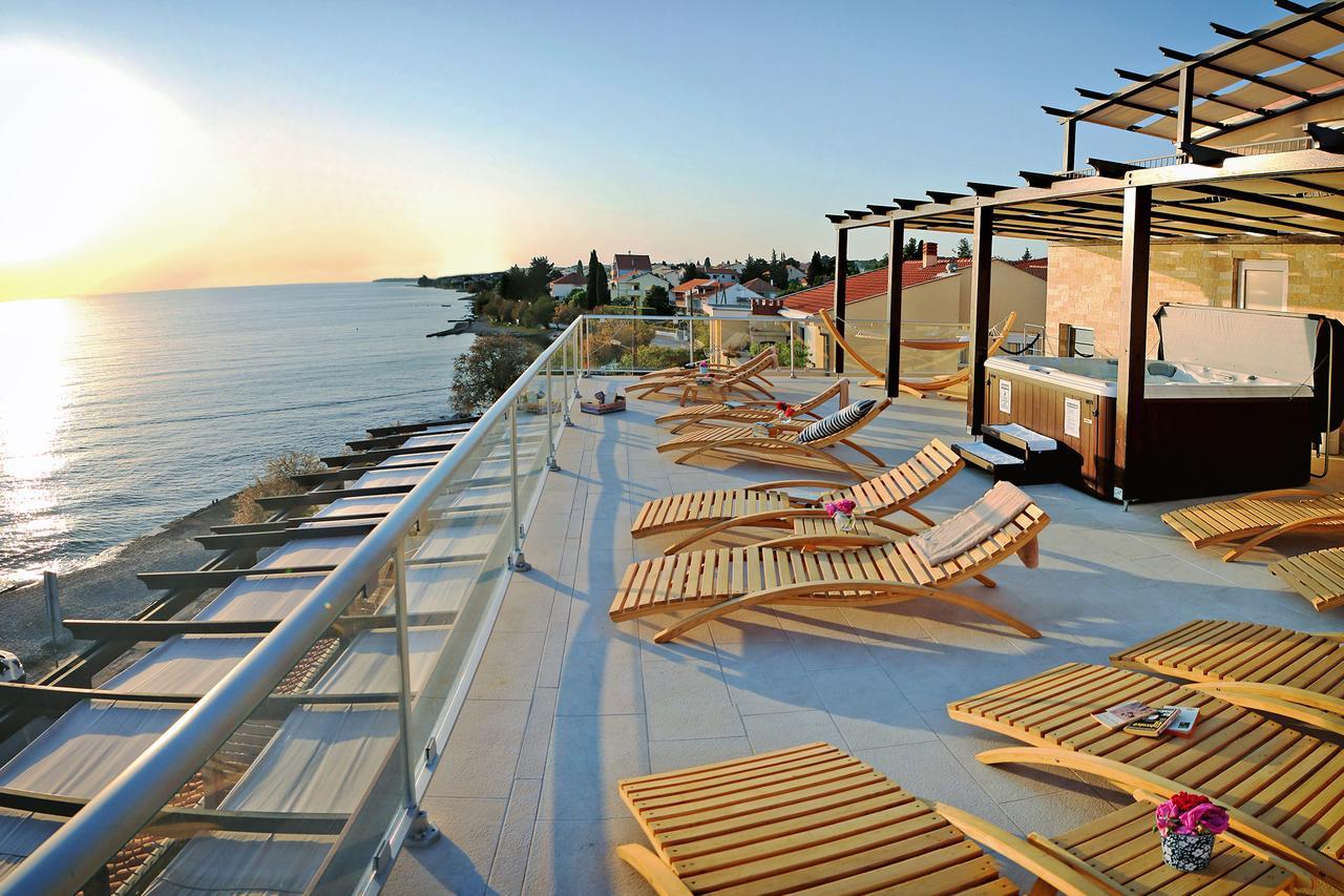 Hotel Delfin Задар Екстериор снимка