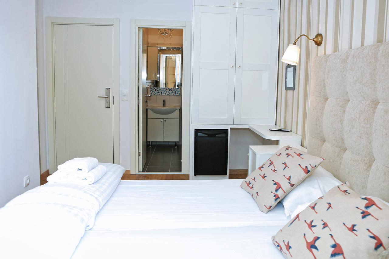 Hotel Delfin Задар Екстериор снимка