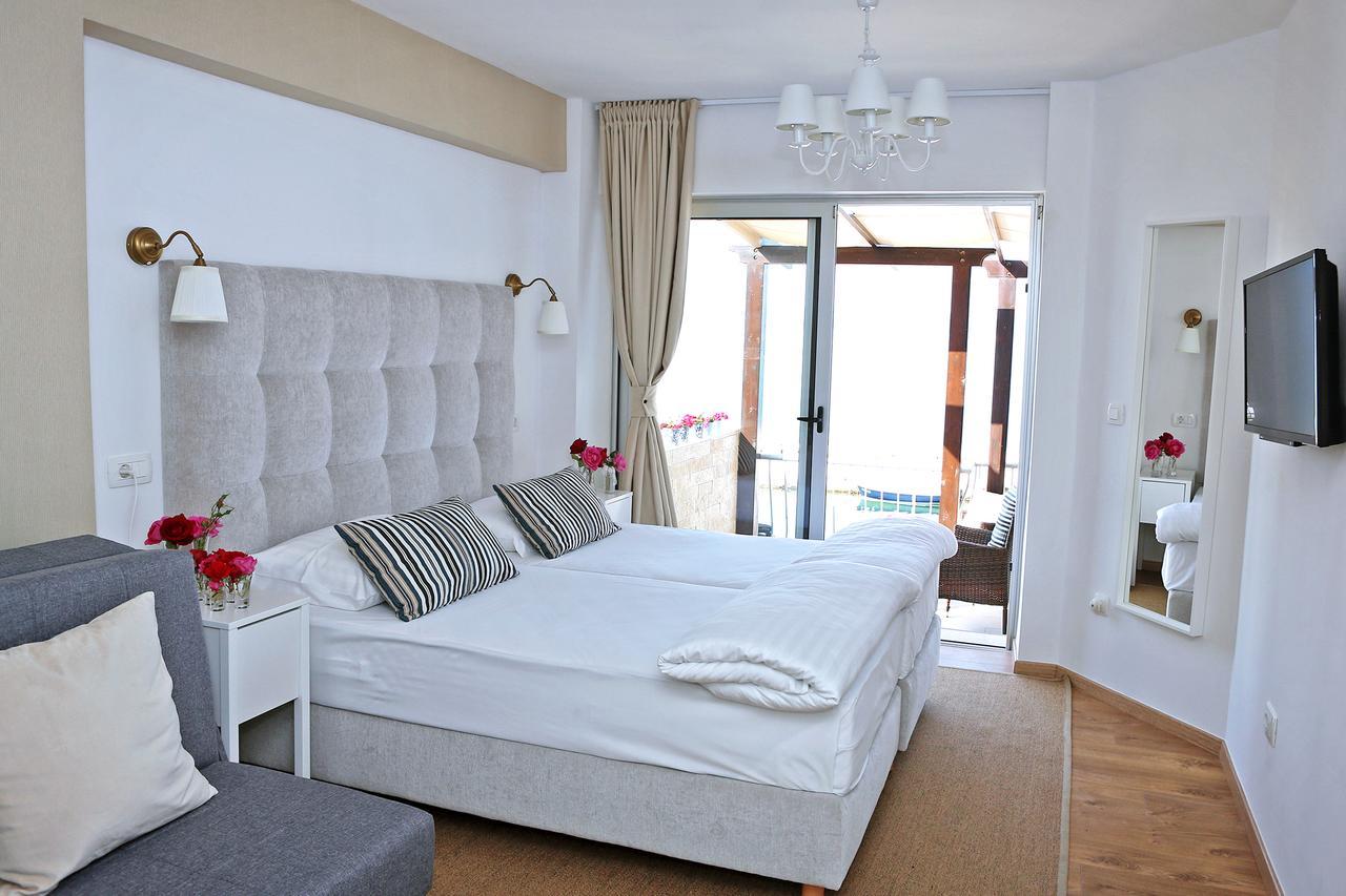 Hotel Delfin Задар Екстериор снимка