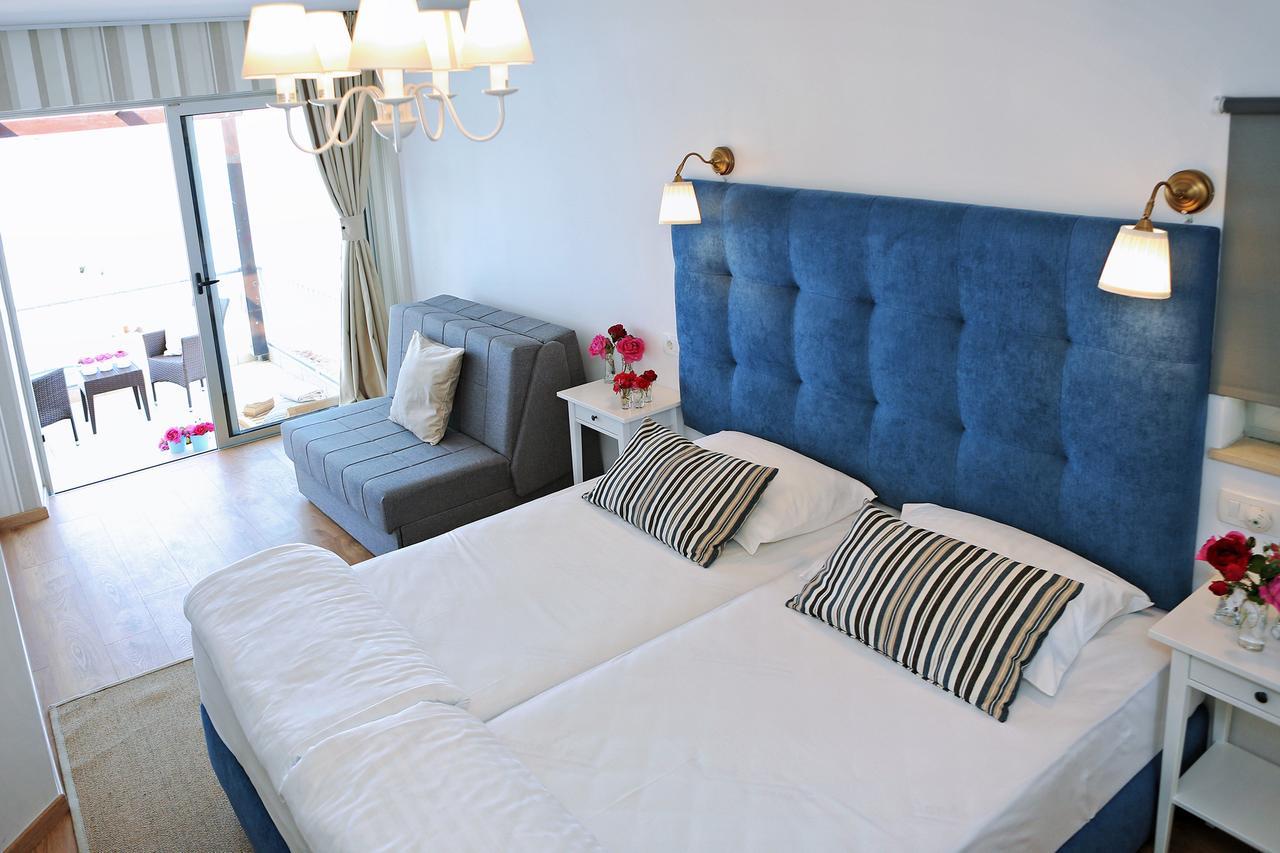 Hotel Delfin Задар Екстериор снимка