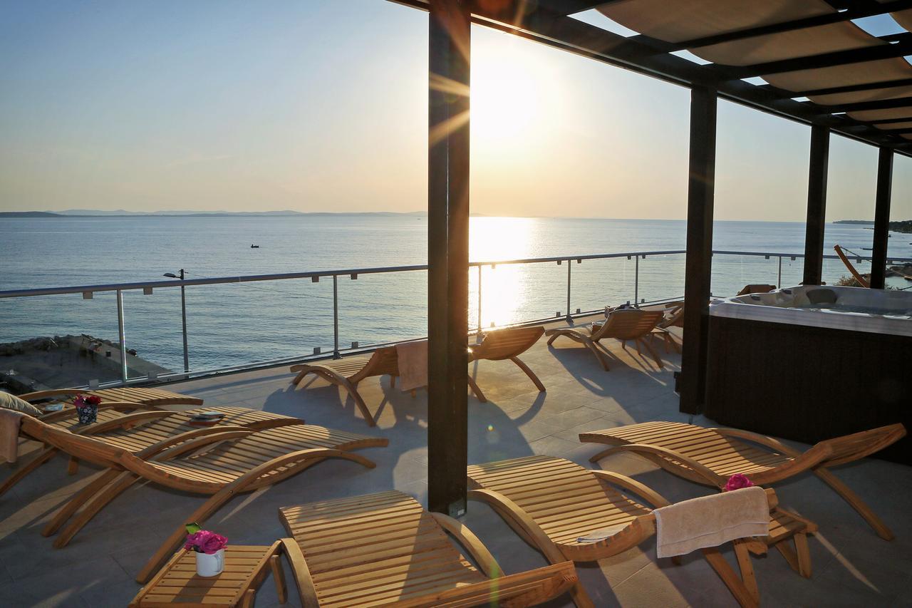 Hotel Delfin Задар Екстериор снимка