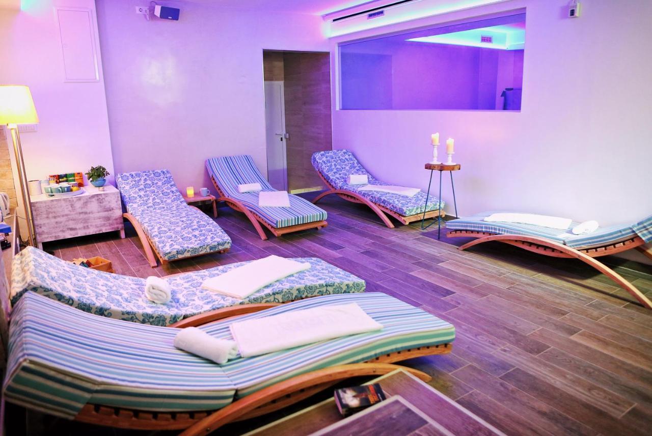 Hotel Delfin Задар Екстериор снимка